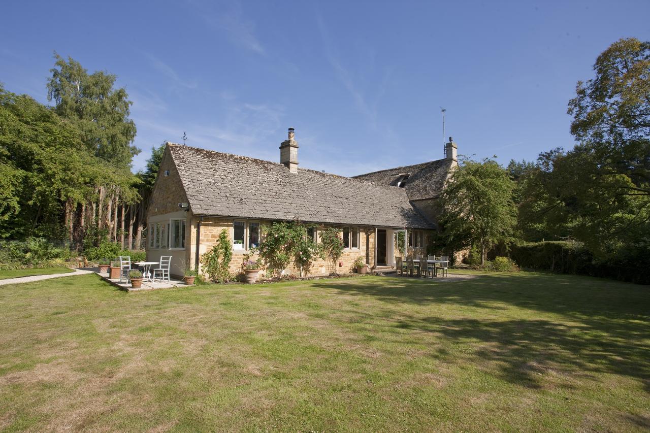 The Old Post Office - Adlestrop Bed & Breakfast Exterior photo